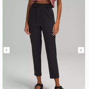 Lululemon Stretch High-Rise Pant 7/8 Length, Size 4